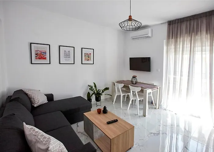 Mg Apartments